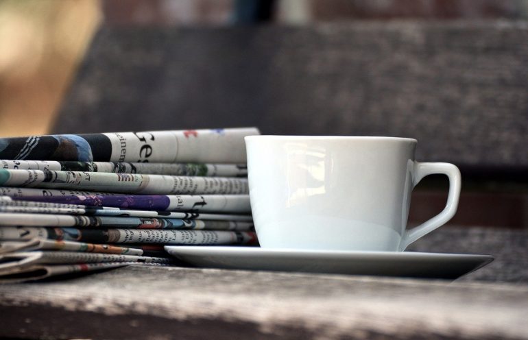 Cup Newspapers Magazines  - congerdesign / Pixabay